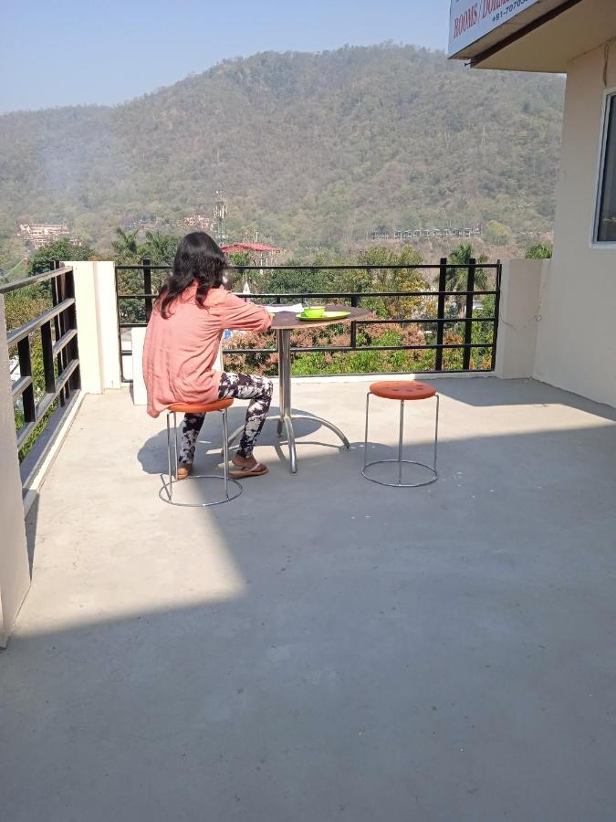 Triple1 Hostel & Homestay Rishīkesh Esterno foto