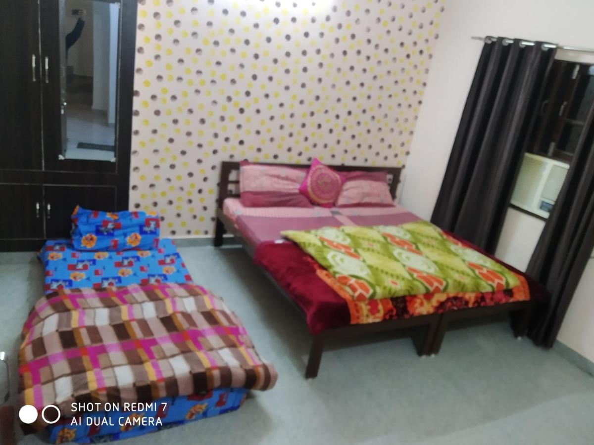 Triple1 Hostel & Homestay Rishīkesh Esterno foto