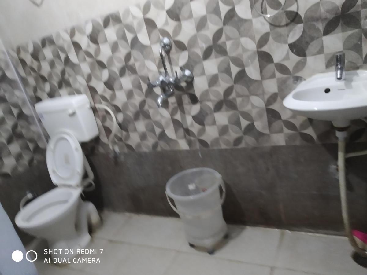 Triple1 Hostel & Homestay Rishīkesh Esterno foto